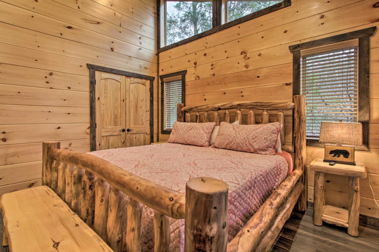 Luxe Cabin With Home Theater Less Than 2 Miles To Gatlinburg Exterior foto